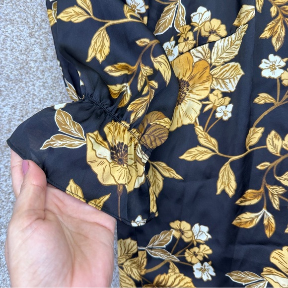 Zac & Rachel Black with Beige Floral Top size 2X - Picture 3 of 14